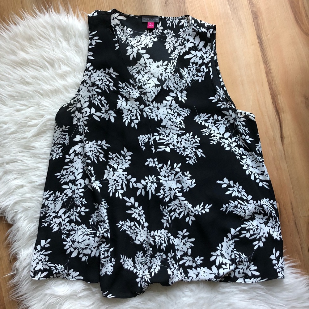Vince Camuto sheer floral trapeze tank top blouse